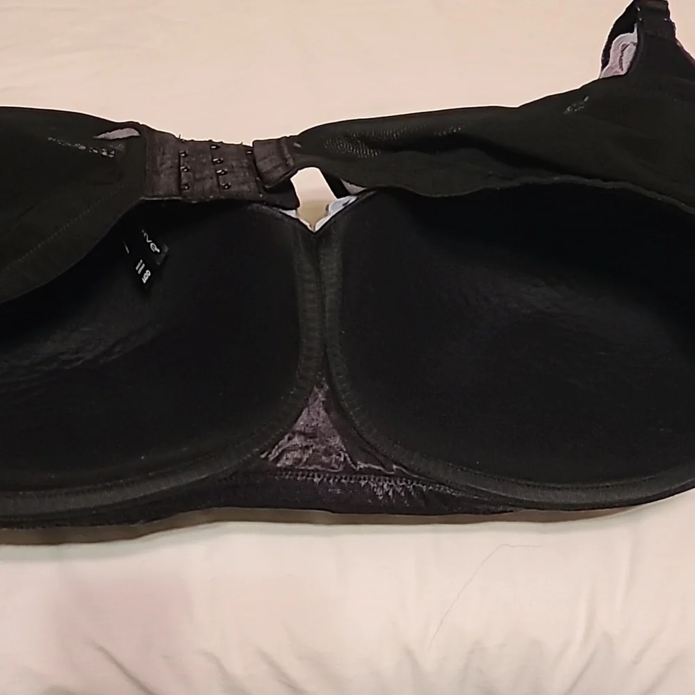Torrid curves full coverage bra size 44DD